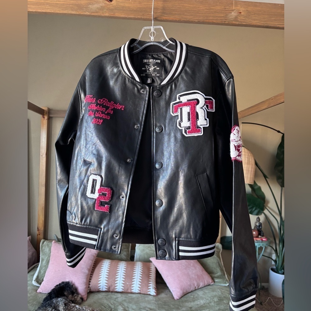 True Religion Varsity Jacket Size M - Picture 2 of 5